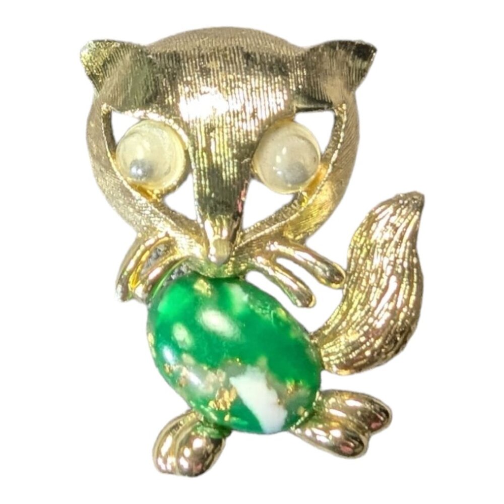 Vintage Cat brooch green stone - googly eyes - pin - gold tone 1.25 inches